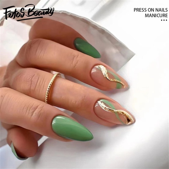 Green and Gold Press-On Nails - Picture 2 of 3